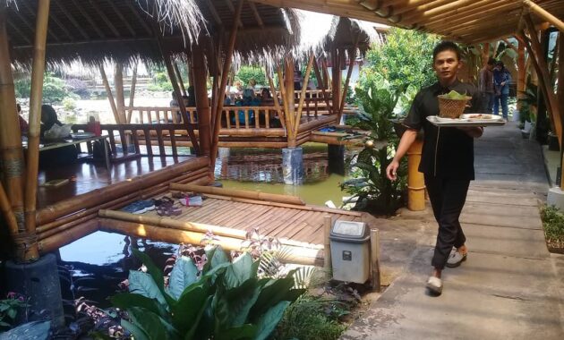 gubug makan mang engking kopo, restoran seafood di bandung, Daftar Harga Menu, Daftar Harga Minuman, Jalan Menuju Lokasi, Fasilitas, Review Mang Engking Kopo