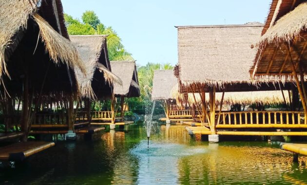 gubug udang situ cibubur, restoran dengan suasana pedesaan, Daftar Harga Menu, Daftar Harga Minuman, Jalan Menuju Lokasi, Fasilitas, Review Gubug Udang 