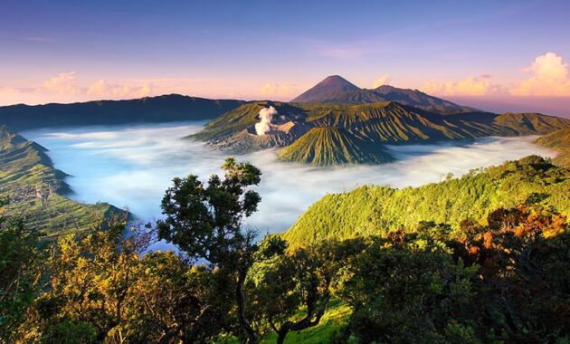 gunung bromo di jawa timur