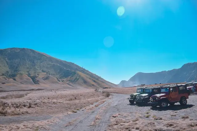 gunung bromo, melihat lebih dekat tradisi &amp; budaya suku tengger di pasuruan