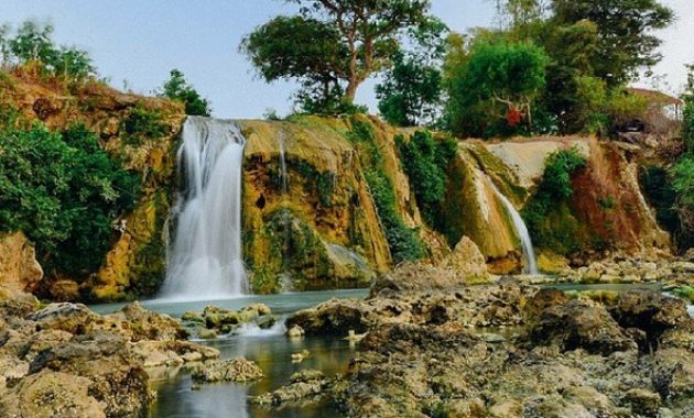 harga tiket masuk air terjun toroan madura, Pulau Garam, Hutan Kera Nepa, Rute Menuju Lokasi, Pesona Air Terjun , Asal Usul Lokasi