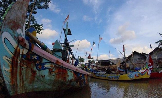 harga tiket masuk pantai ombak mati jepara, lokasi alamat, keindahan di sekitar area + retu jalan menuju wisata