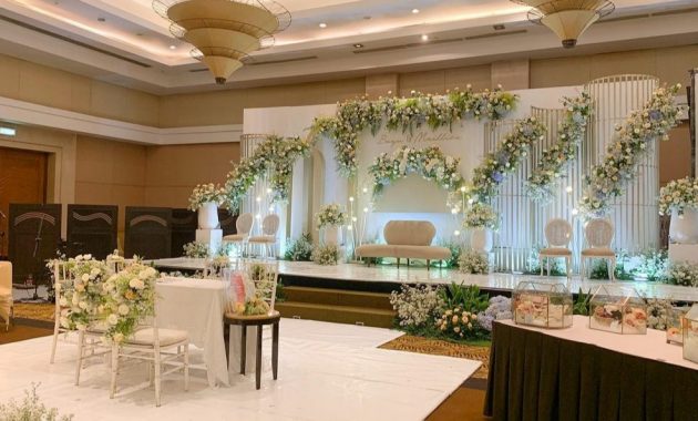 hotel santika premiere malang, akomodasi bintang 4 yang super elegan dengan harga mulai rp780.000, Lokasi Dimana , Review Singkat, Daftar Harga Kamar, Fasilitas dan Layanan, Banyak Tempat Menarik