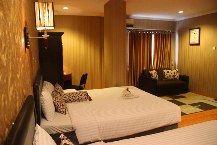fasilitas hotel wisma aji, fasilitas kamar hotel wisma aji, harga kamar hotel wisma aji, hotel wisma aji, hotel wisma aji jogja, hotel wisma aji sleman, tarif hotel wisma aji, hotel wisma aji jogja: tarif murah mulai rp 100ribuan + kolam renang!