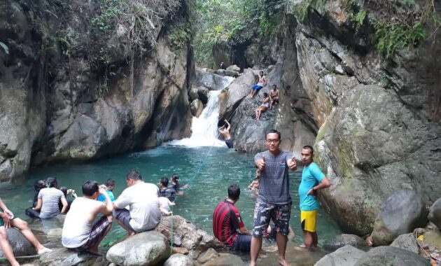 indahnya curug leuwi hejo