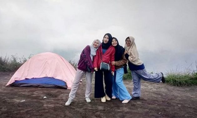 indahnya menikmati negeri di atas awan pada puncak b29, Gambar Puncak B29, Wisata Puncak B29, Harga Tiket Masuk, Rute Menuju Puncak B29