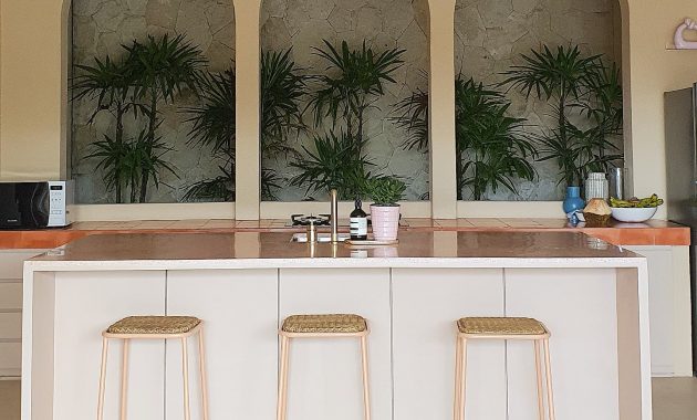ingin menginap di villa nuansa santorini? casa miranda bandung bisa buat staycation bareng keluarga