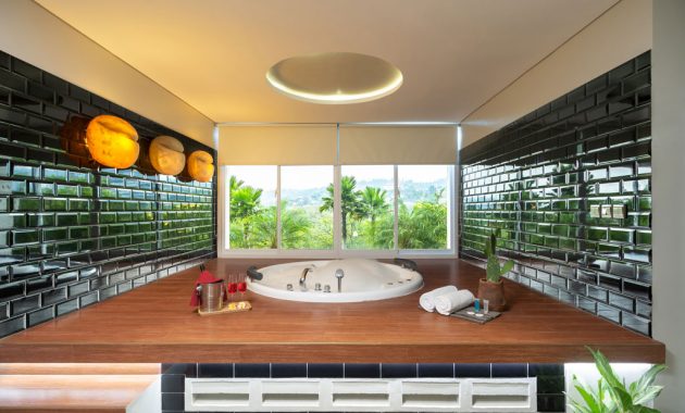 Ingin Menikmati Layanan Jacuzzi Saat Liburan di Bandung? 10 Hotel Ini Bisa Jadi Pilihan Terbaik Mulai Rp415.000