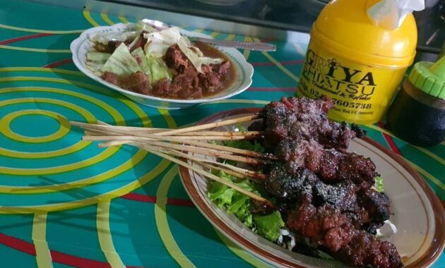 ini dia 10 rekomendasi sate kambing enak di wilayah semarang, termasuk bustaman dan sidodadi