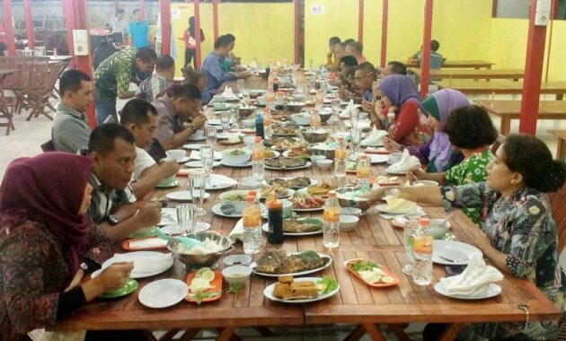 ini dia 10 rekomendasi tempat makan kekinian di wilayah samarinda yang enak dan murah