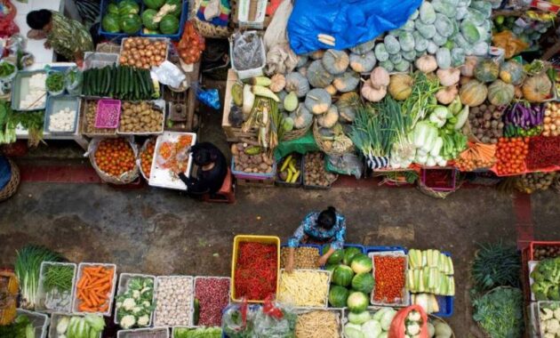 ini dia wajah baru pasar badung pasca kebakaran beberapa waktu lalu, Harga Tiket Masuk, Jalan Menuju Lokasi, Fasilitas, Sekilas Pasar Badung, Daya Tarik 
