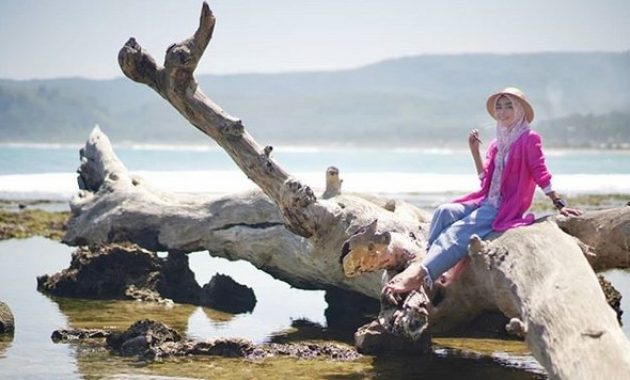 Inilah 9 Alasan Mengapa Pantai Sawarna Wajib Dikunjungi