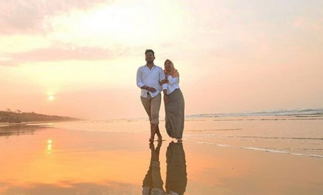 Inilah 9 Pesona Pantai Bagedur di Setiap Waktu