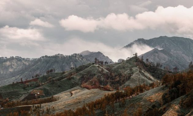 jalur pendakian kawah ijen