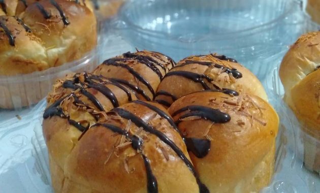 Jangan Ngaku Pernah Ke Kediri Kalau Belum Mampir di 12 Toko Roti Ini