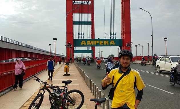 jembatan ampera malam hari