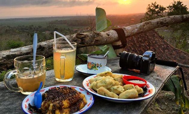 kampung edukasi watu lumbung, kampung edukasi watu lumbung bantul, kampung edukasi watu lumbung jogja, keindahan kampung edukasi watu lumbung, lokasi kampung edukasi watu lumbung harga tiket kampung edukasi watu lumbung, kampung edukasi watu lumbung bantul yang instagramable & hits