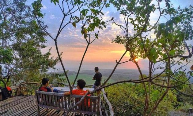 kampung edukasi watu lumbung, kampung edukasi watu lumbung bantul, kampung edukasi watu lumbung jogja, keindahan kampung edukasi watu lumbung, lokasi kampung edukasi watu lumbung harga tiket kampung edukasi watu lumbung, kampung edukasi watu lumbung bantul yang instagramable & hits