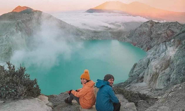 kawah ijen blue fire, Tidak Ada Duanya, Keindahan Potensi, Jalan Menuju Lokasi, Buka Jam Berapa, Harga Tiket Masuk