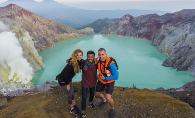 kawah ijen blue fire, Tidak Ada Duanya, Keindahan Potensi, Jalan Menuju Lokasi, Buka Jam Berapa, Harga Tiket Masuk