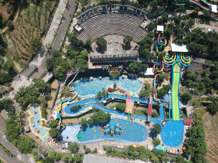 Kediri Waterpark, Harga Tiket, Wahana, Aktivitas Seru, Fasilitas dll