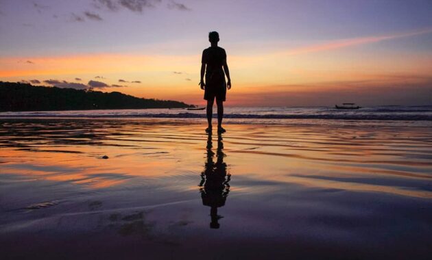 Keindahan Pantai Jimbaran Bali