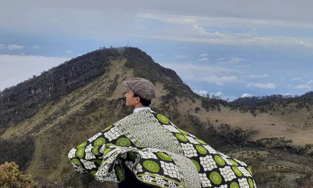 kenalin 10 rekomendasi gunung tertinggi di jawa tengah yang menjadi favorit para pendaki karena keindahannya
