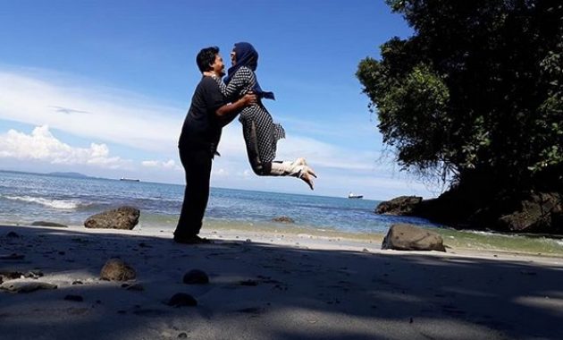 keramat tetapi indah! pantai karang pandan cilacap, surga kecil di pulau kematian