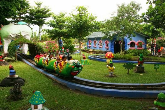 kids fun, kids fun bantul, kids fun jogja, lokasi kids fun harga tiket kids fun, permainan kids fun, tiket masuk kids fun fasilitas kids fun, tiket terusan kids fun, wahana kids fun, wisata anak kids fun, kids fun: harga tiket masuk, fasilitas, wahana bermain, daya tarik dll