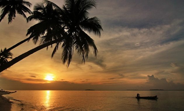 liburan ala backpacker ke karimunjawa, hemat dan seru! simak 10 tips berikut ini