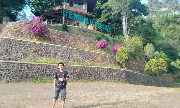 liburan di lembah hijau puncak ciloto