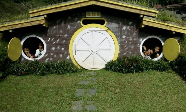 liburan di lembah hijau puncak ciloto