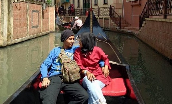 atraksi little venice, harga tiket, kota bunga, kota bunga cianjur, little venice, little venice cianjur, little venice kota bunga, permainan di little venice, tiket masuk little venice, wahana little venice, wisata little venice, little venice kota bunga, harga tiket masuk, wahana, aktivitas dll