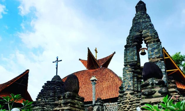 lokasi gua maria pohsarang, Harga Tiket Masuk, Dijangkau Transportasi Umum , Sejarah Berdirinya , Dibangunlah Goa , Tidak Goa Saja