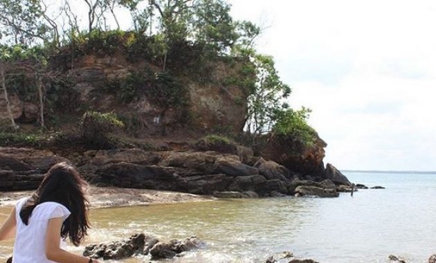 lokasi wisata pantai melawai kota balikpapan kalimantan timur dan berapa harga tiket masuknya?, Lokasi Dimana , Rute Menuju Lokasi , Daya Tarik, Batu Karang, Fasilitas Yang Ada 