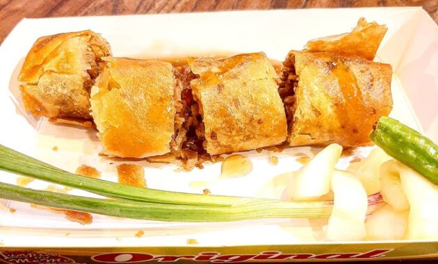 lumpia cik me me, pelopor lumpia halal mui pertama di semarang