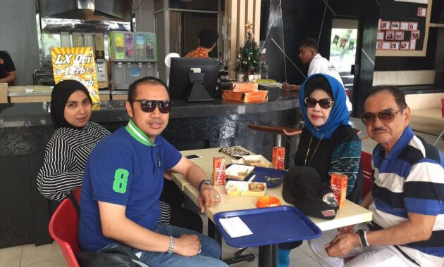 lumpia express, kuliner paling hitz di semarang
