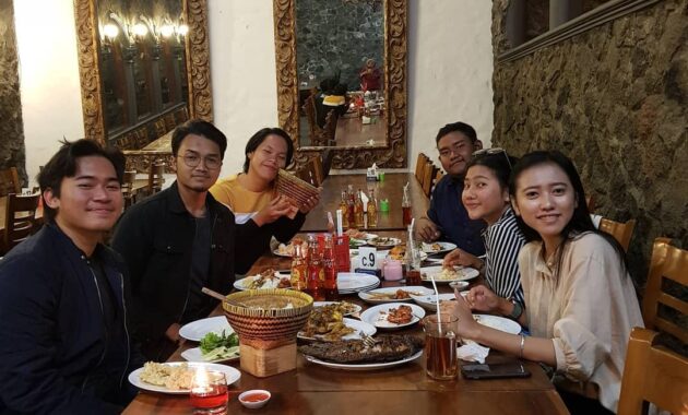 mang engking jogja soragan castle, resto dengan arsitektur bangunan keren, Daftar Menu, Harga Minuman, Jalan Menuju Lokasi, Fasilitas , Review Lokasi 