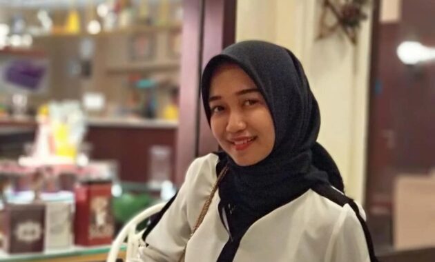 manjakan lidahmu di dapur cokelat makassar, Daftar Harga Menu, Daftar Harga Minuman, Cabang Outlet, Keistimewaan , Chocolate Corner
