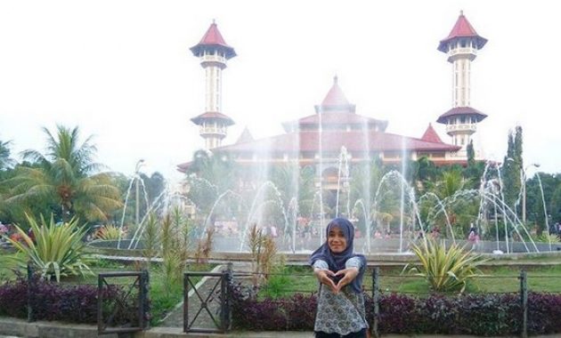 masjid agung cianjur, sisi religius dibalik icon kota