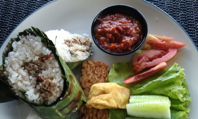 mau sarapan di bandung? coba deh 10 tempat penyedia makanan enak ini!