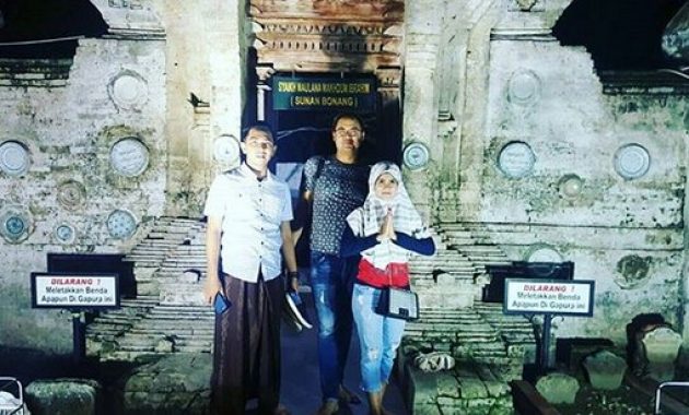 menelusuri jejak sunan bonang: wali 9 yang memiliki 4 lokasi makam