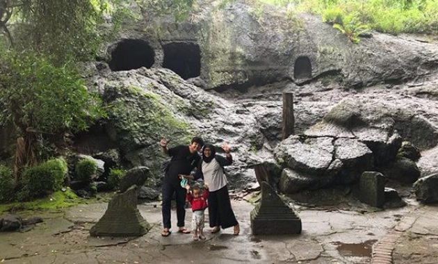 mengenal goa selomangleng beserta legendanya, Rencana Bepergian, Batu Andesit Hitam, Goa Tulungagung, Harga Tiket Masuk , Rute Menuju Lokasi