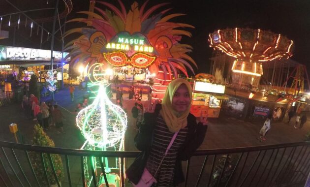menikmati malam di batu night spectacular
