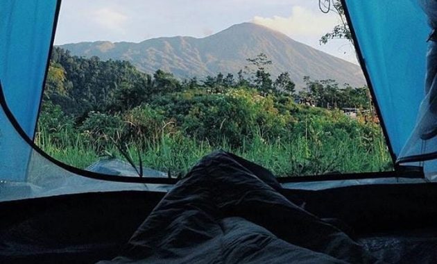 Menikmati Pesona Bukit Tranggulasih