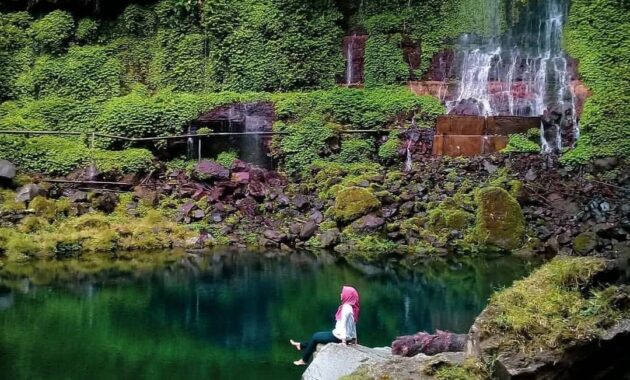 menikmati wisata baturraden bersama keluarga