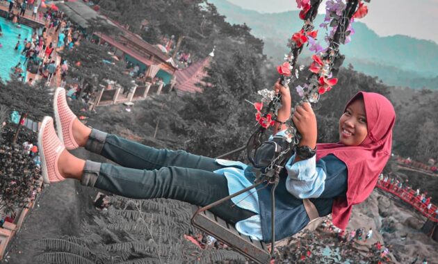 menikmati wisata baturraden bersama keluarga