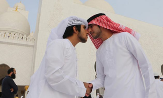 menilik suasana lebaran di mekkah, tidak ada konvoi