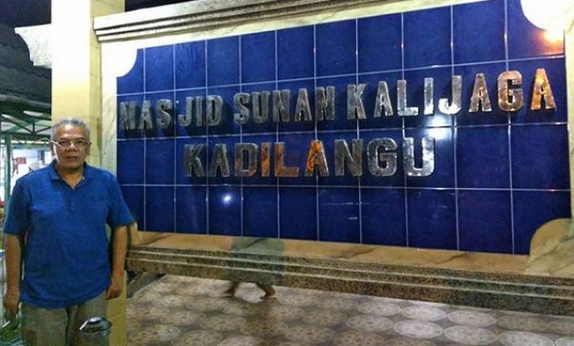 menjelajahi perhentian terakhir kanjeng sunan kalijaga demak jawa tengah