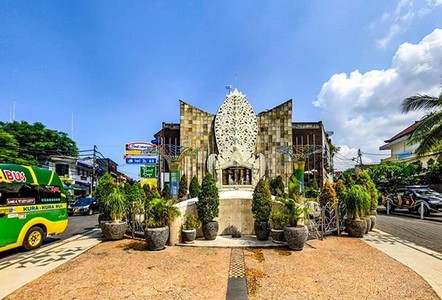 monumen bom legian bali, museum tugu peringatan ground zero